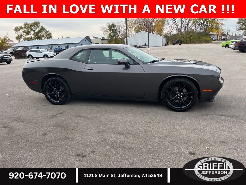 2018 Dodge Challenger SXT PLUS BLACKTOP