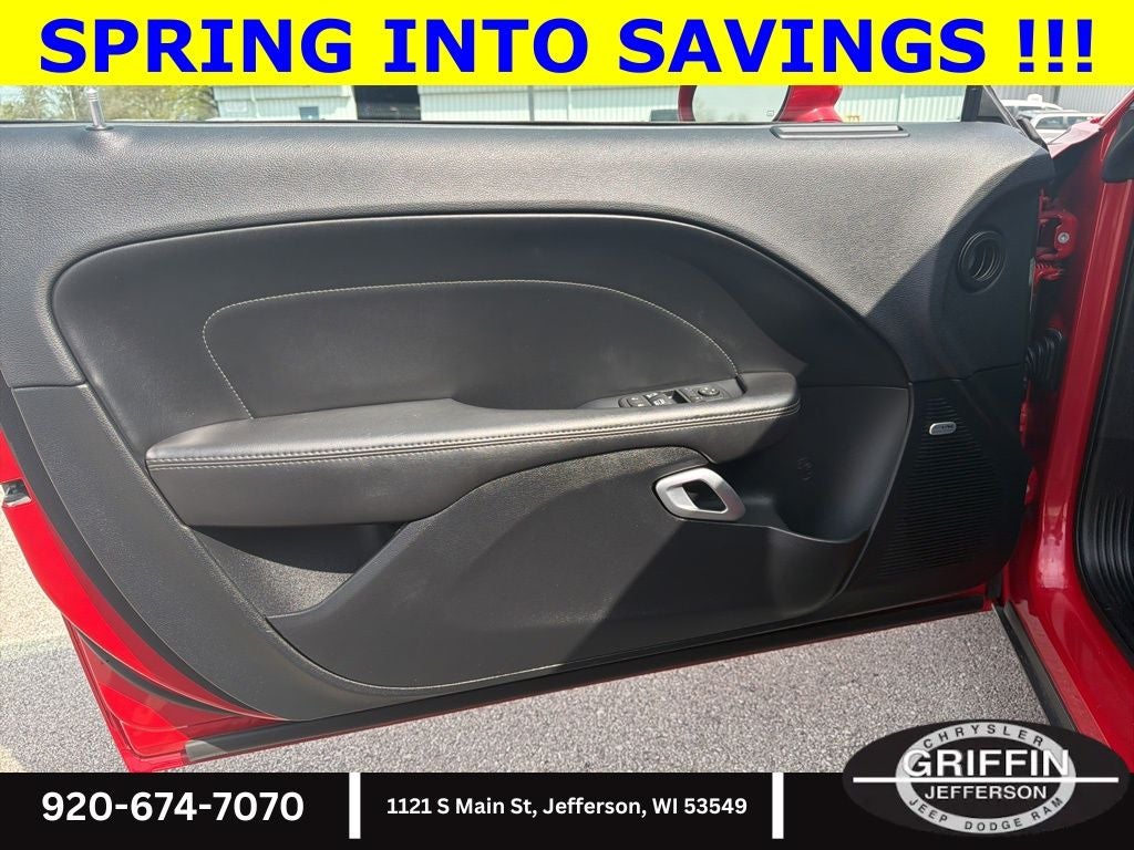 2016 Dodge Challenger R/T Scat Pack 6.4L V8 !!!