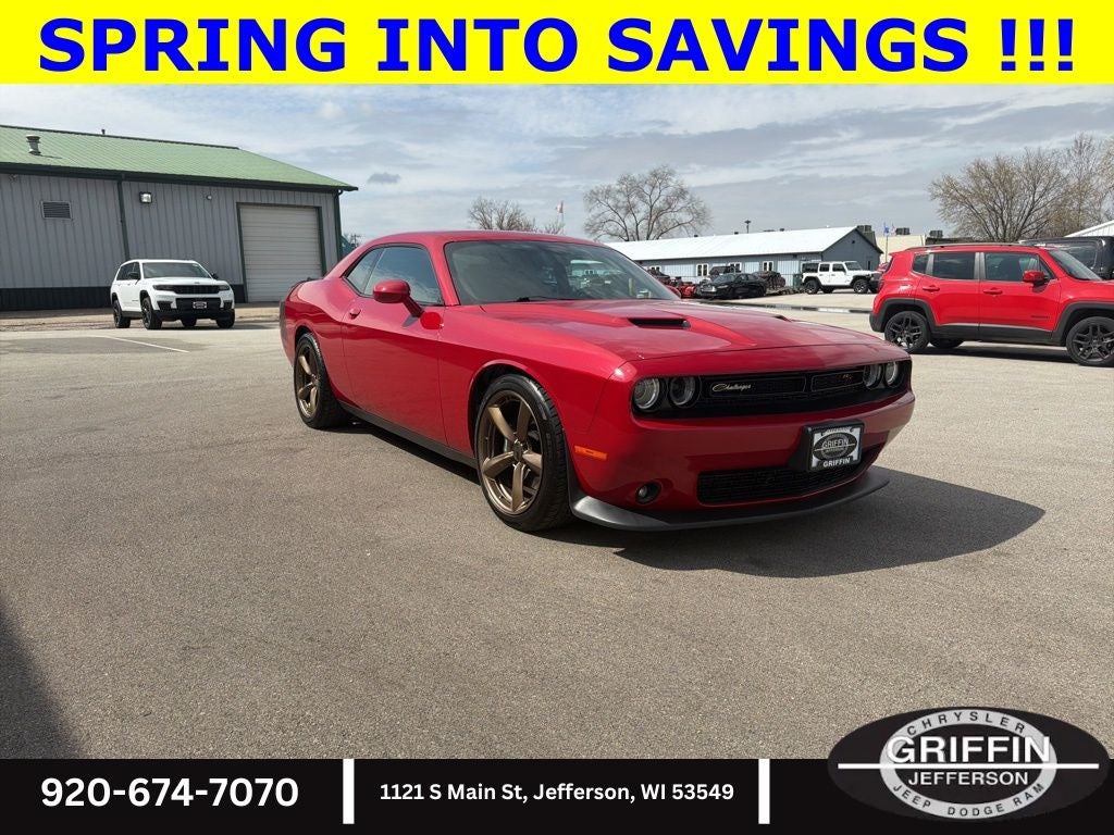 2016 Dodge Challenger R/T Scat Pack 6.4L V8 !!!