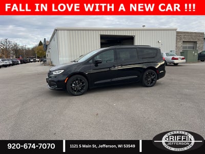 2026 Chrysler Pacifica Select S APPEARANCE PACKAGE !!!