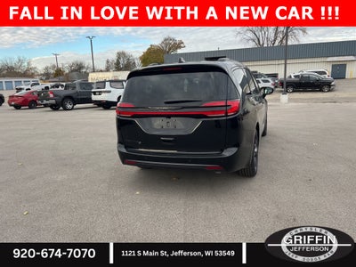 2026 Chrysler Pacifica Select S APPEARANCE PACKAGE !!!