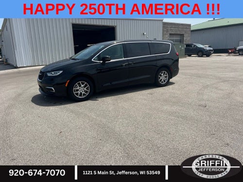 2024 Chrysler Pacifica Touring L V6 !!!