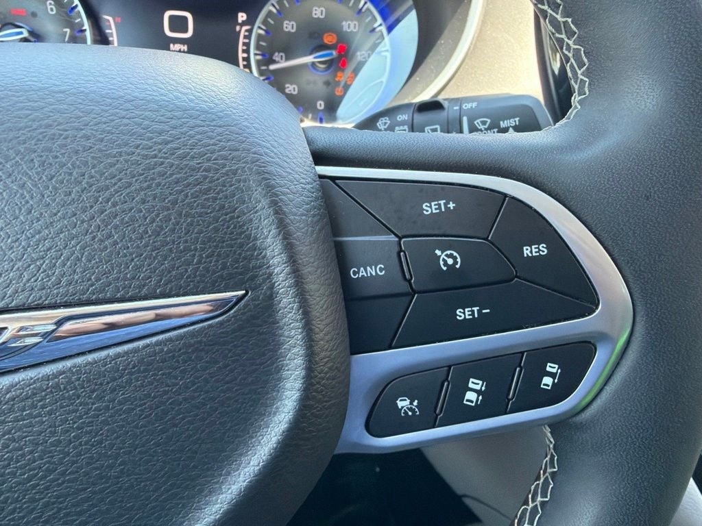 2024 Chrysler Pacifica Touring L Near Madison WI