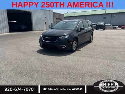 2024 Chrysler Pacifica Touring L V6 !!!