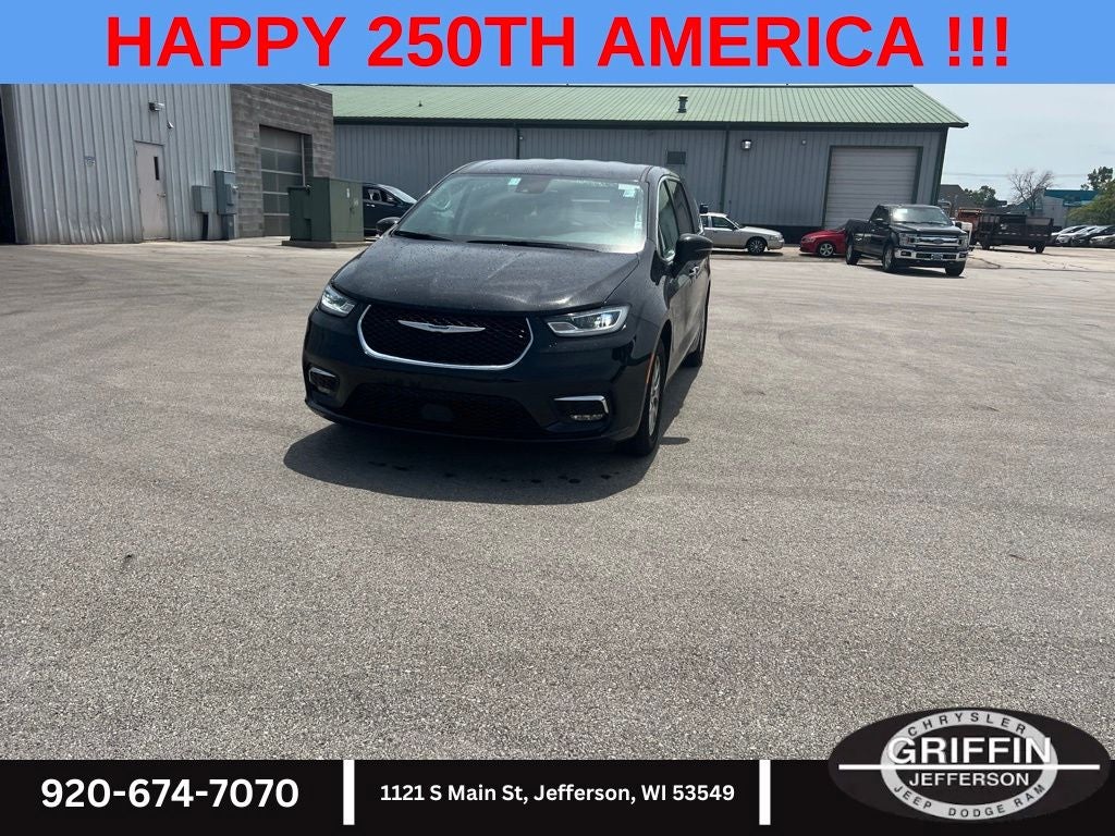 2024 Chrysler Pacifica Touring L V6 !!!