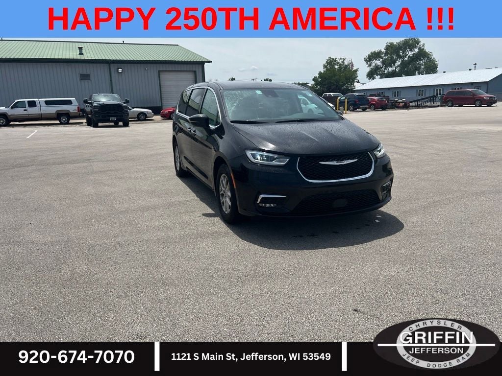 2024 Chrysler Pacifica Touring L V6 !!!