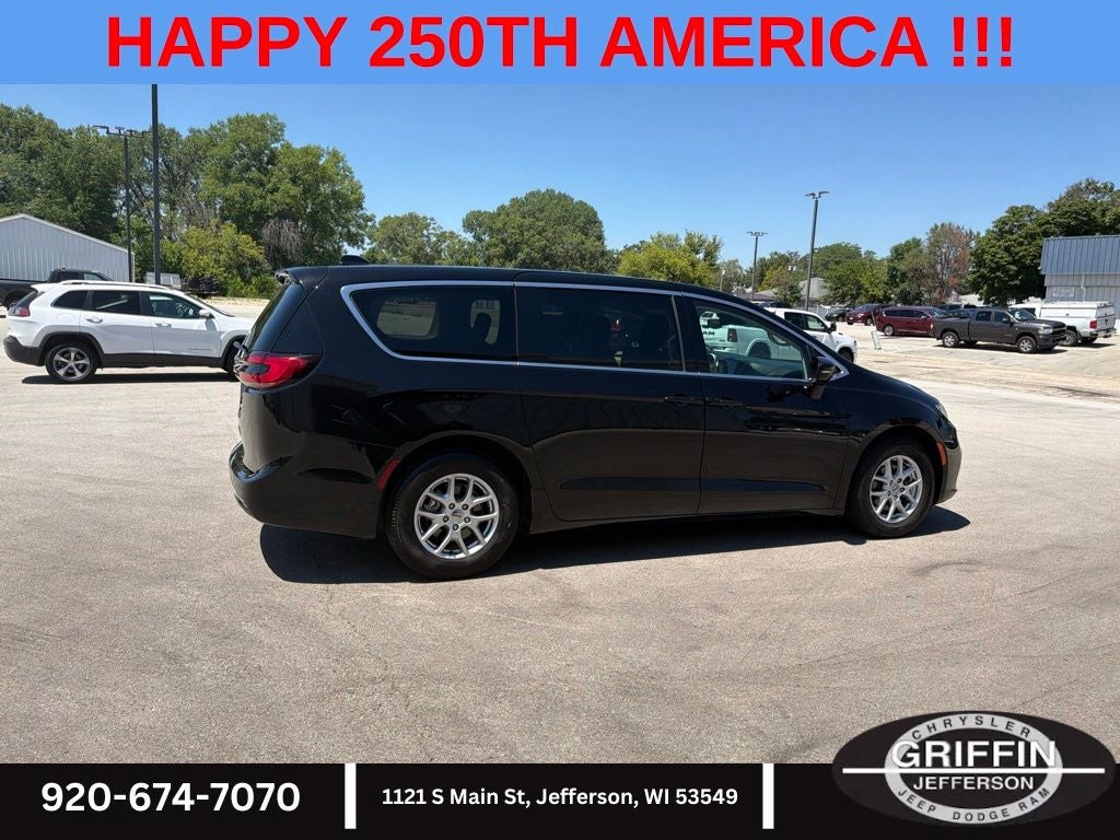 2024 Chrysler Pacifica Touring L V6 !!!