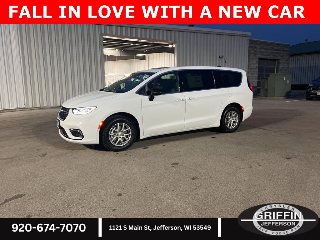 2026 Chrysler Pacifica Select SUNROOF !!!