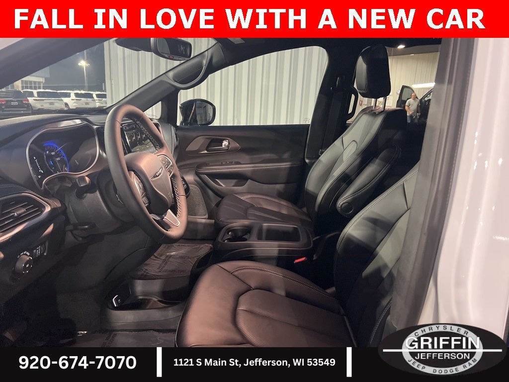 2026 Chrysler Pacifica Select SUNROOF !!!