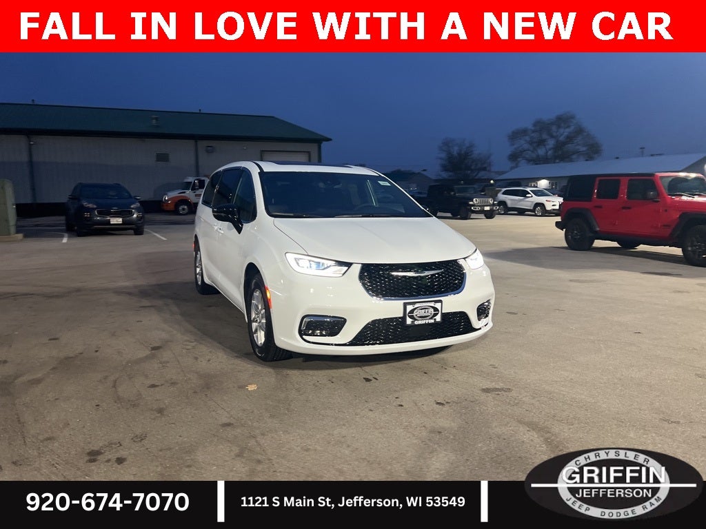 2026 Chrysler Pacifica Select SUNROOF !!!