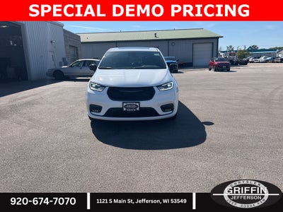 2026 Chrysler Pacifica Select 100th Anniversary Edition !!!