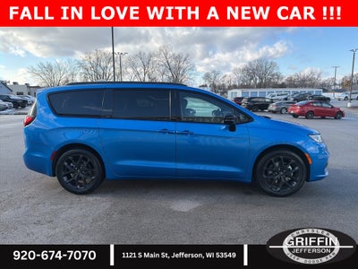 2026 Chrysler Pacifica Select SAFETY SPHERE !!!