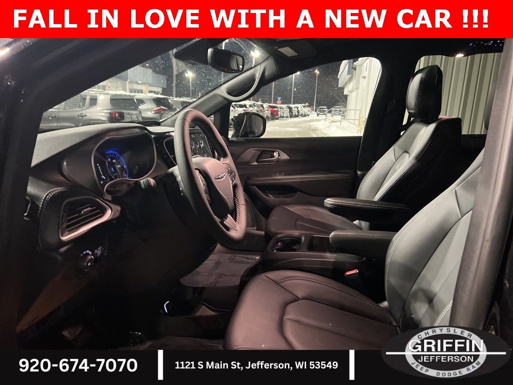 2026 Chrysler Pacifica Select SUNROOF !!!