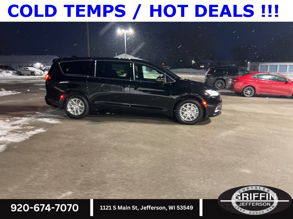 2026 Chrysler Pacifica Select SUNROOF !!!