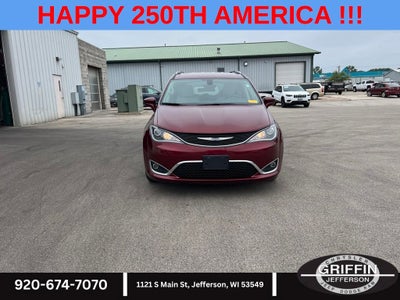 2017 Chrysler Pacifica Touring L Plus 3.6L V6 !!!