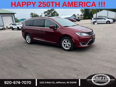 2017 Chrysler Pacifica Touring L Plus 3.6L V6 !!!