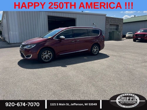 2017 Chrysler Pacifica Limited 3.6L V6 !!!