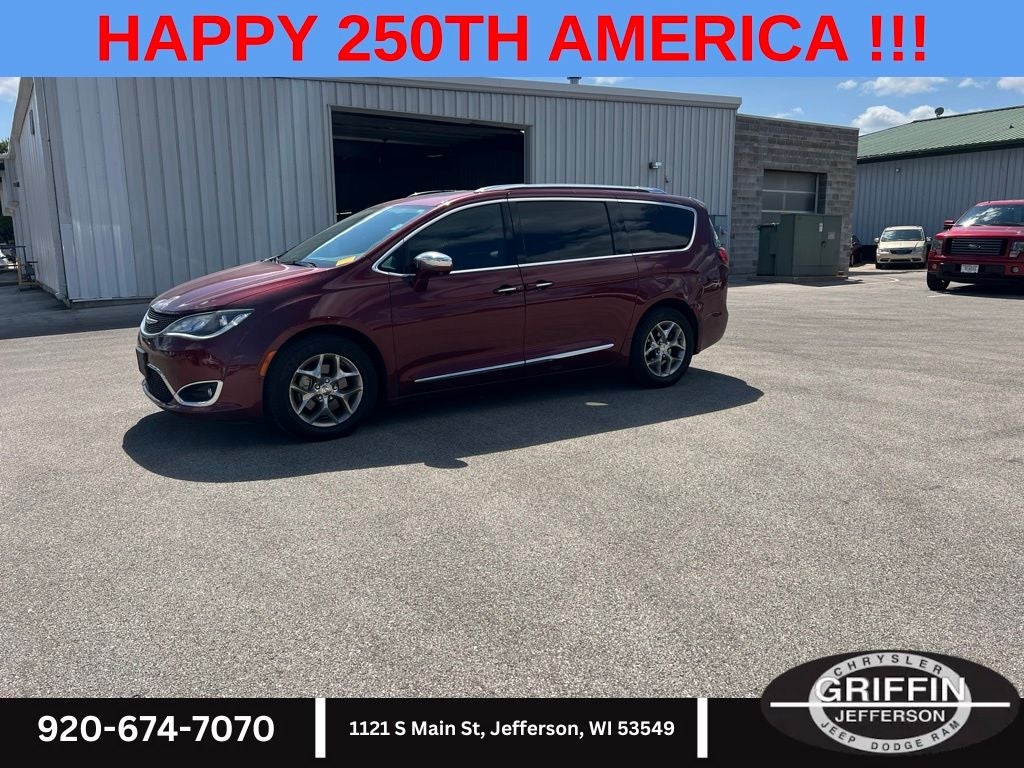 2017 Chrysler Pacifica Limited 3.6L V6 !!!