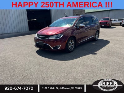 2017 Chrysler Pacifica Limited 3.6L V6 !!!