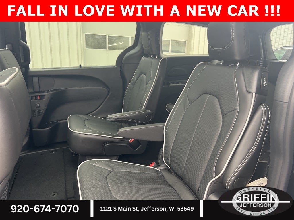 2026 Chrysler Pacifica Limited Trailer Tow !!!