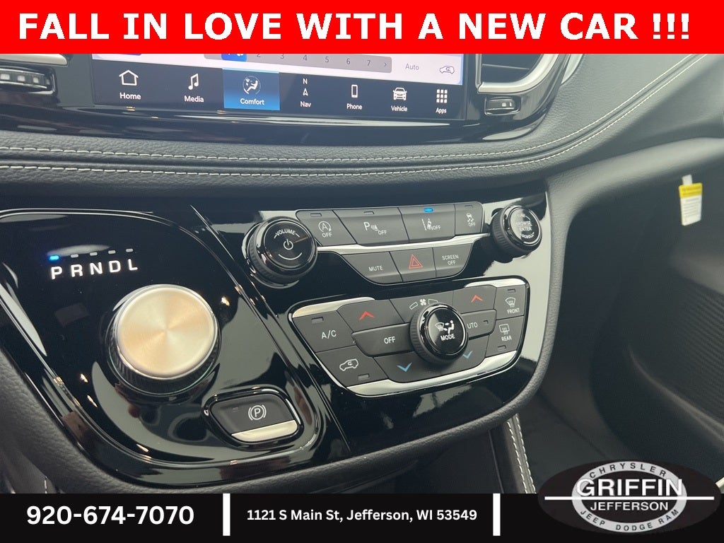 2026 Chrysler Pacifica Limited Trailer Tow !!!