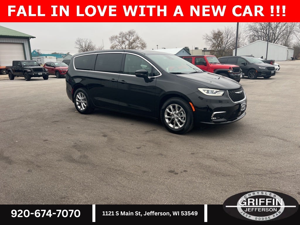 2026 Chrysler Pacifica Limited Trailer Tow !!!