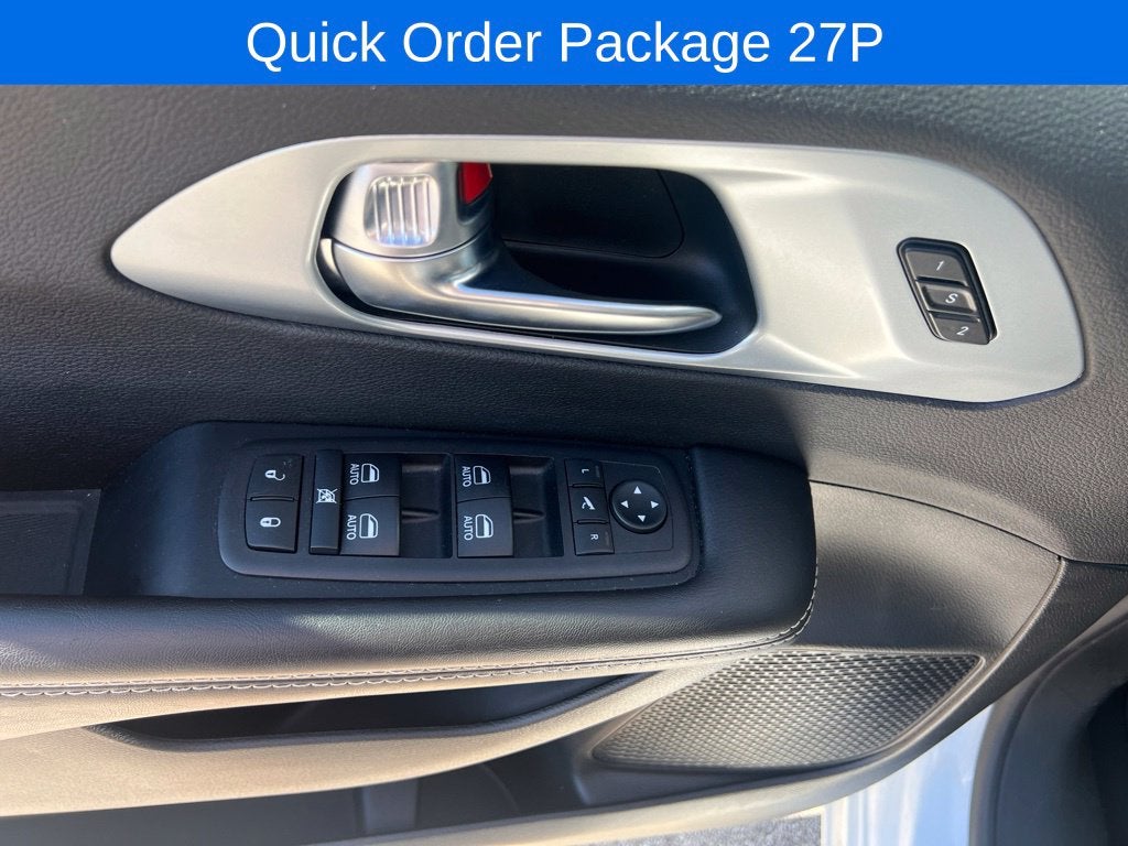 2026 Chrysler Pacifica Limited Near Madison WI
