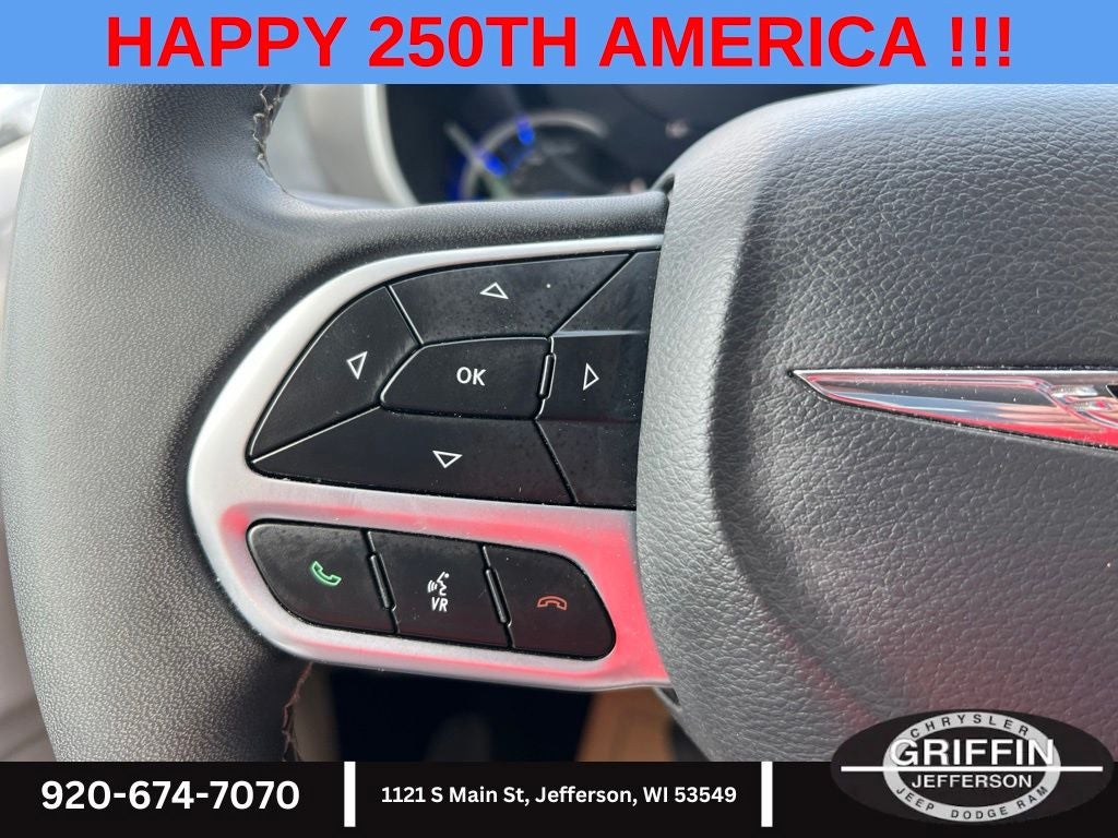 2024 Chrysler Pacifica Hybrid Select 3.6L V6 !!!