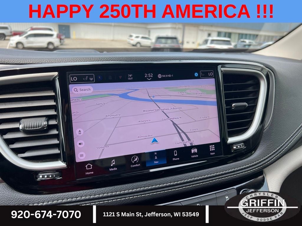 2024 Chrysler Pacifica Hybrid Select 3.6L V6 !!!