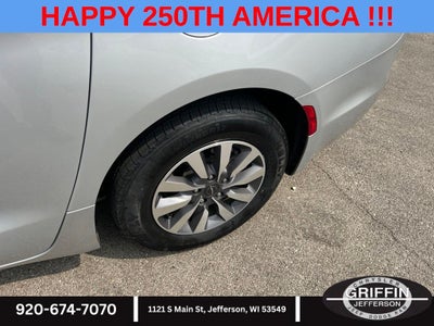 2024 Chrysler Pacifica Hybrid Select 3.6L V6 !!!
