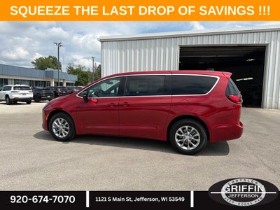 2027 Chrysler Pacifica Select AWD !!!