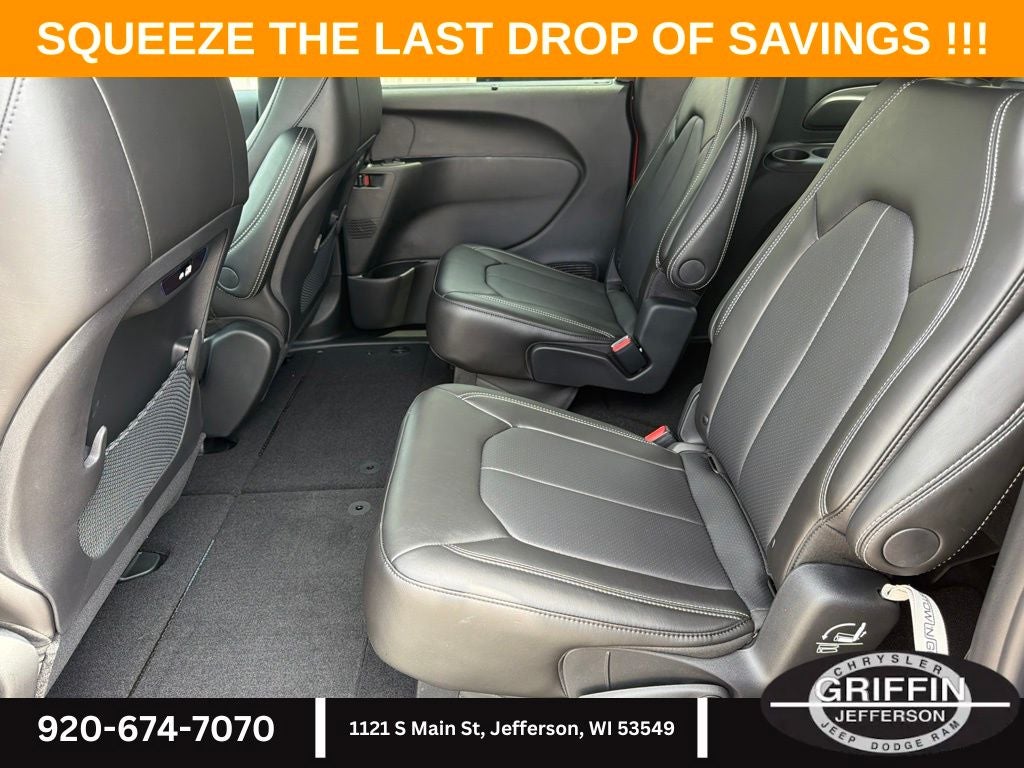 2027 Chrysler Pacifica Select AWD !!!