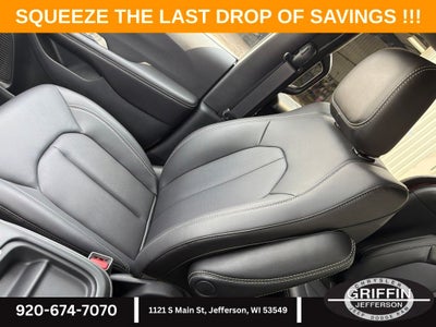2027 Chrysler Pacifica Select AWD !!!