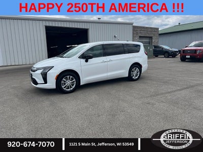 2027 Chrysler Pacifica Select AWD !!!
