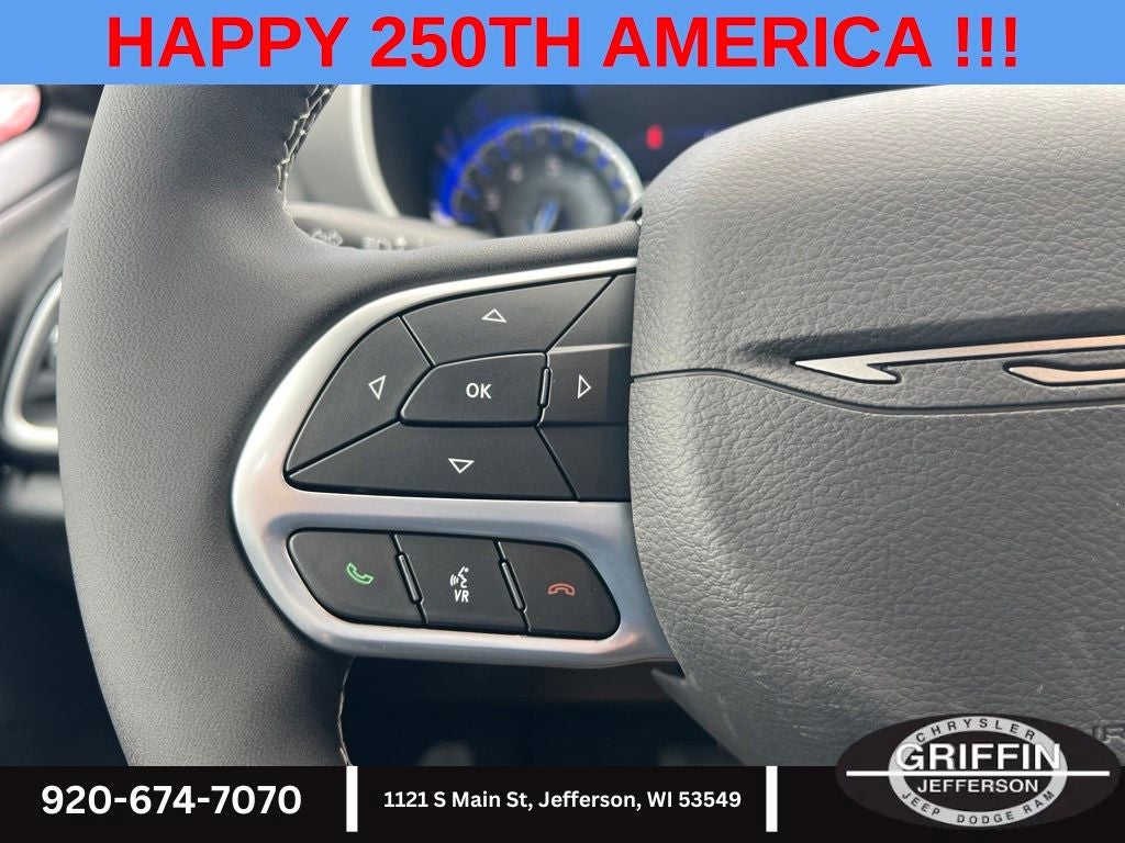 2027 Chrysler Pacifica Select AWD !!!