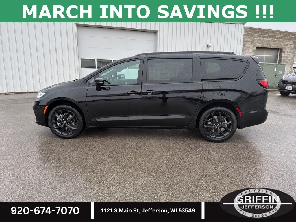 2026 Chrysler Pacifica Select AWD !!!
