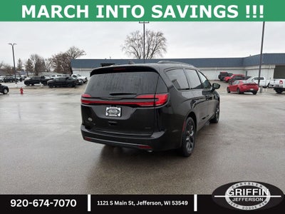 2026 Chrysler Pacifica Select AWD !!!