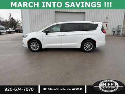 2026 Chrysler Pacifica Select AWD !!!