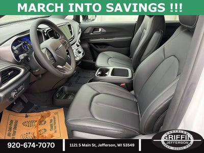 2026 Chrysler Pacifica Select AWD !!!