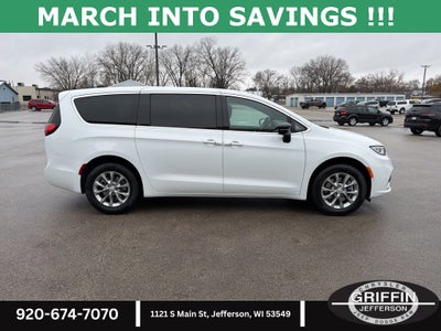 2026 Chrysler Pacifica Select AWD !!!