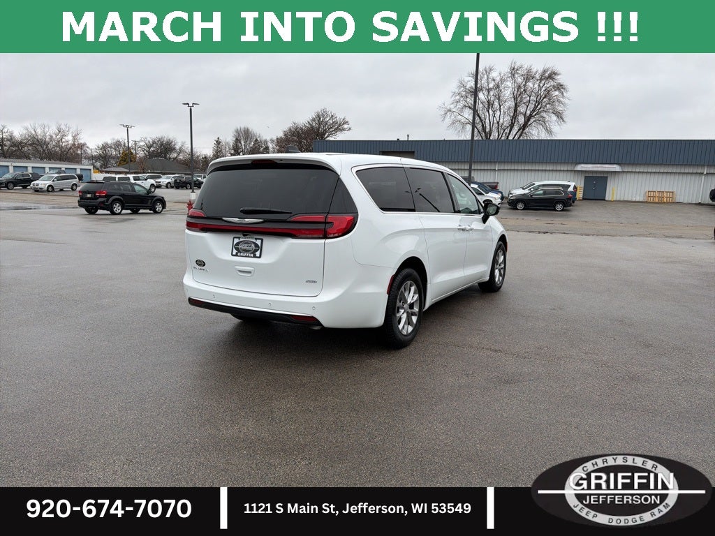 2026 Chrysler Pacifica Select AWD !!!