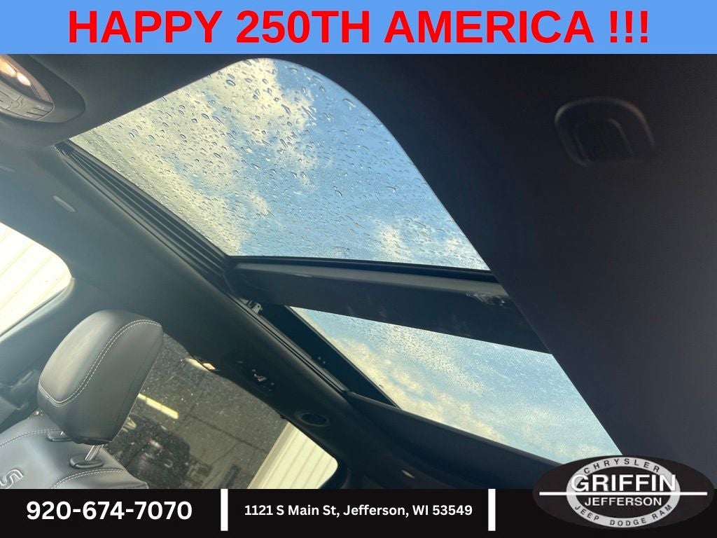 2023 Chrysler Pacifica Touring L "S" AWD !!!