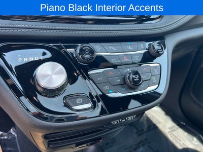 2023 Chrysler Pacifica Touring L S AWD Near Madison WI