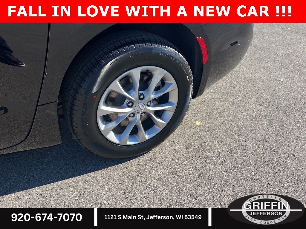 2026 Chrysler Pacifica Select AWD !!!