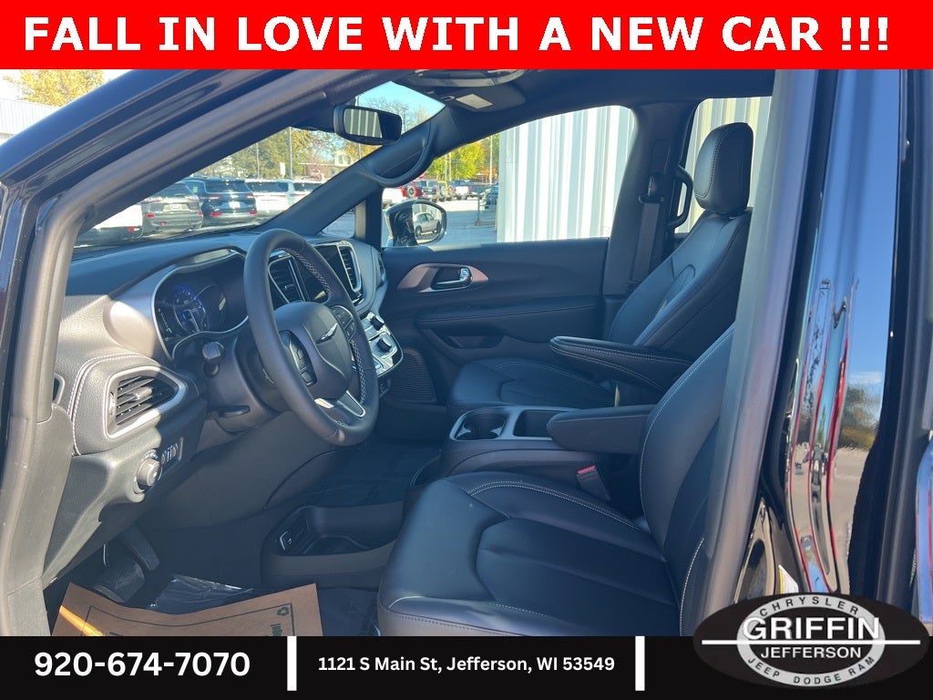 2026 Chrysler Pacifica Select AWD !!!