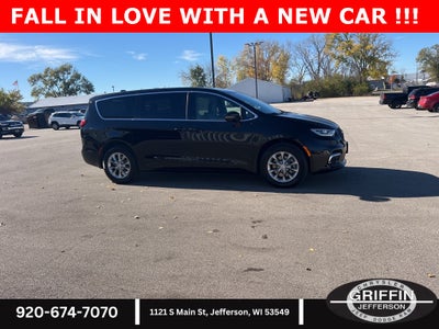 2026 Chrysler Pacifica Select AWD !!!