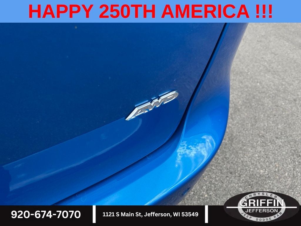 2027 Chrysler Pacifica Select AWD !!!