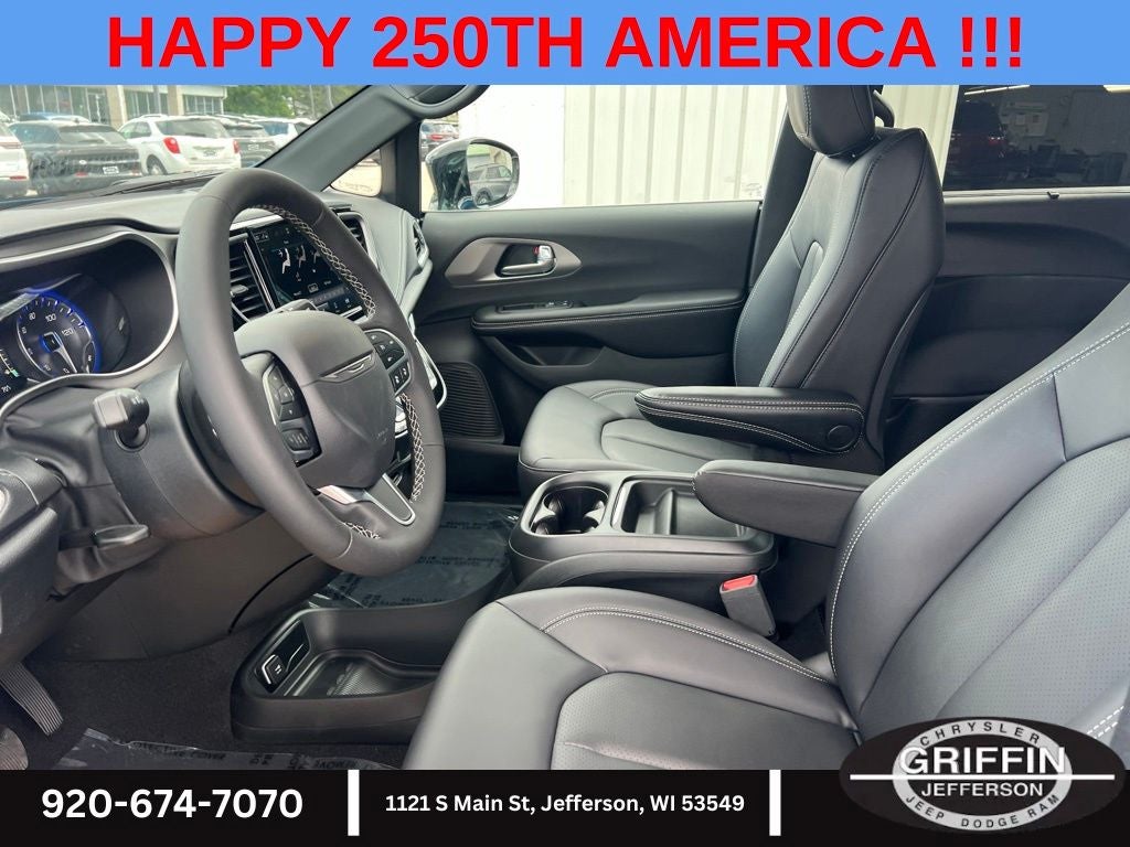 2027 Chrysler Pacifica Select AWD !!!