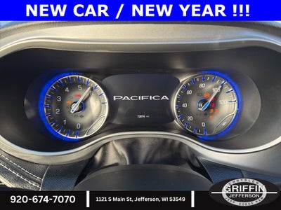 2021 Chrysler Pacifica Touring AWD !!!