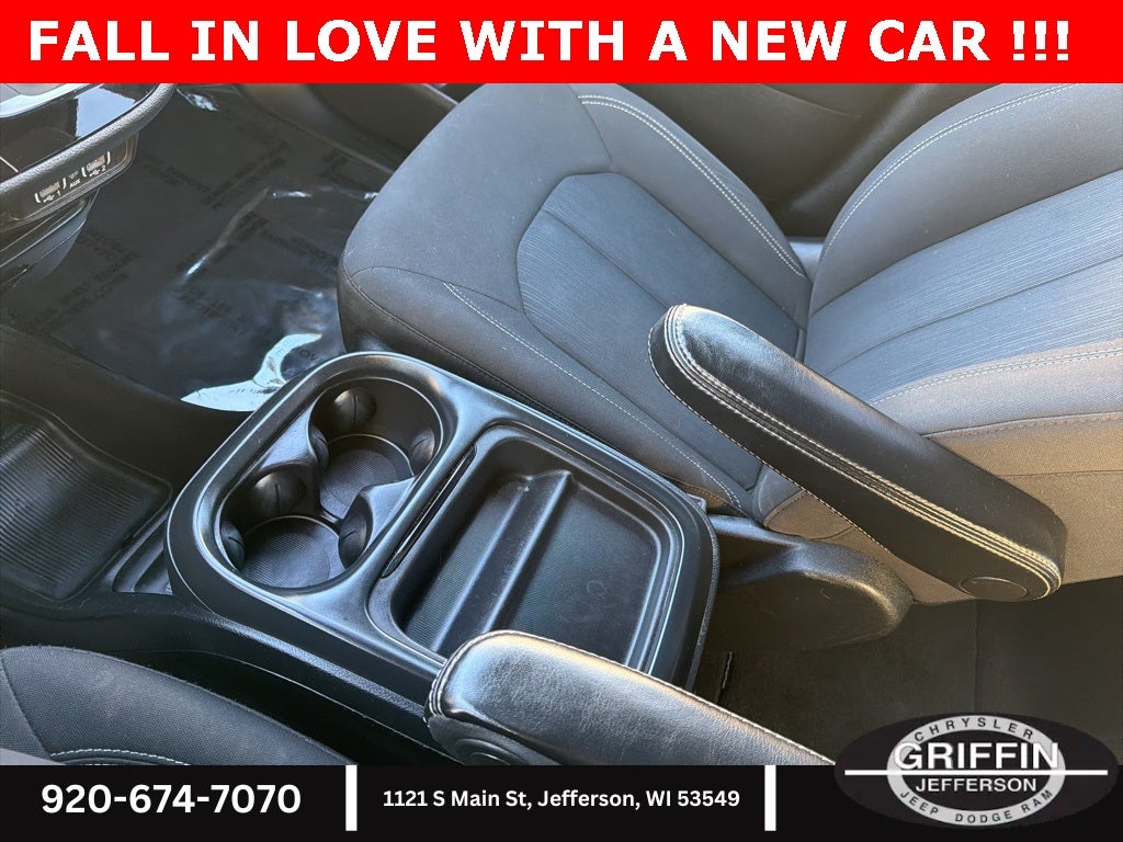 2021 Chrysler Pacifica Touring AWD !!!